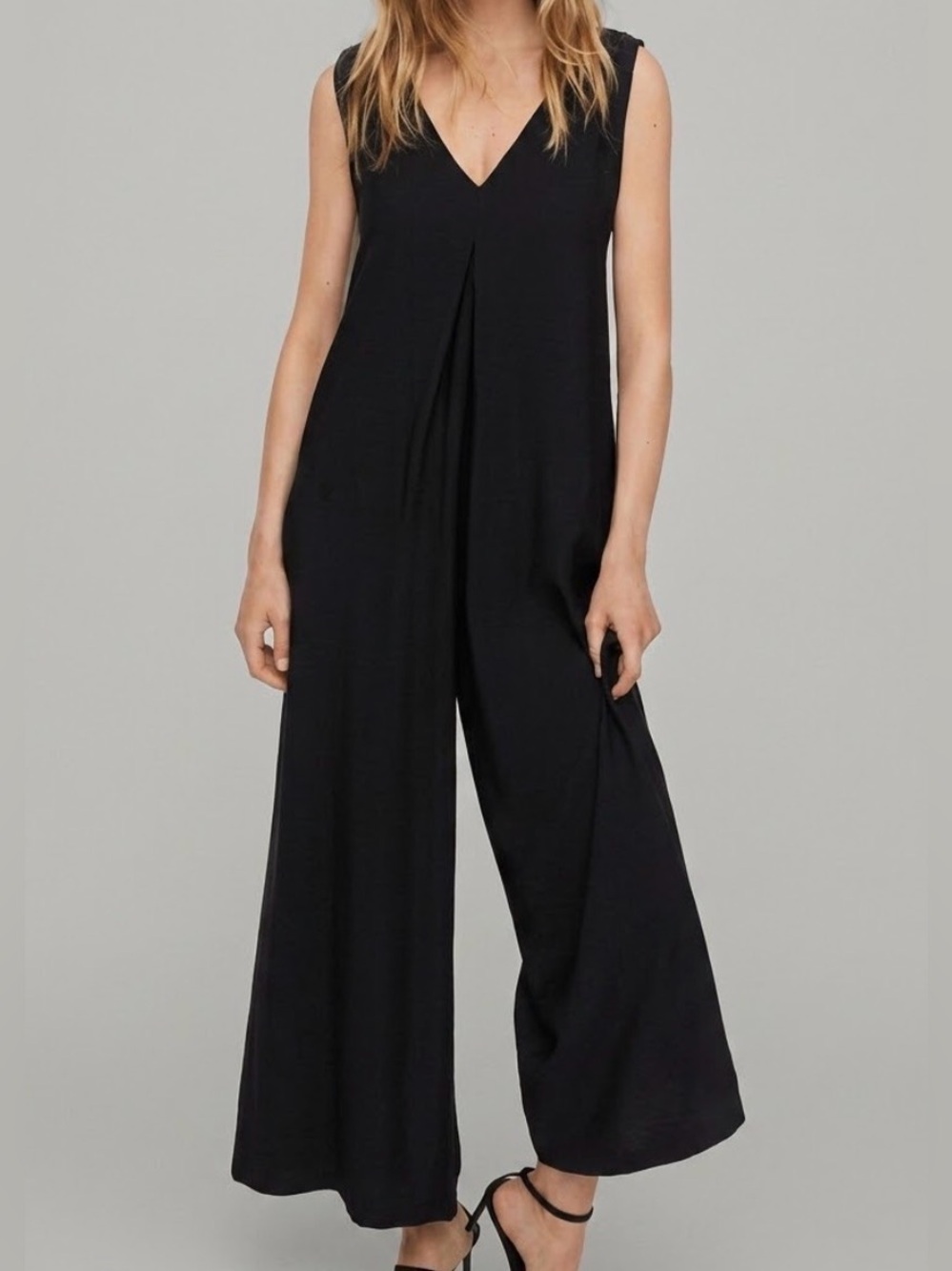 Mango MNG Black Wide Leg Jumpsuit V-Neck Sleeveless Flowy Minimalist L Large